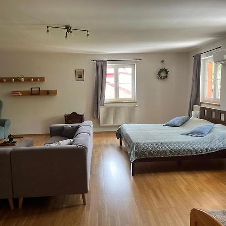 Apartman Pod Klasterem 伦布尔克 外观 照片