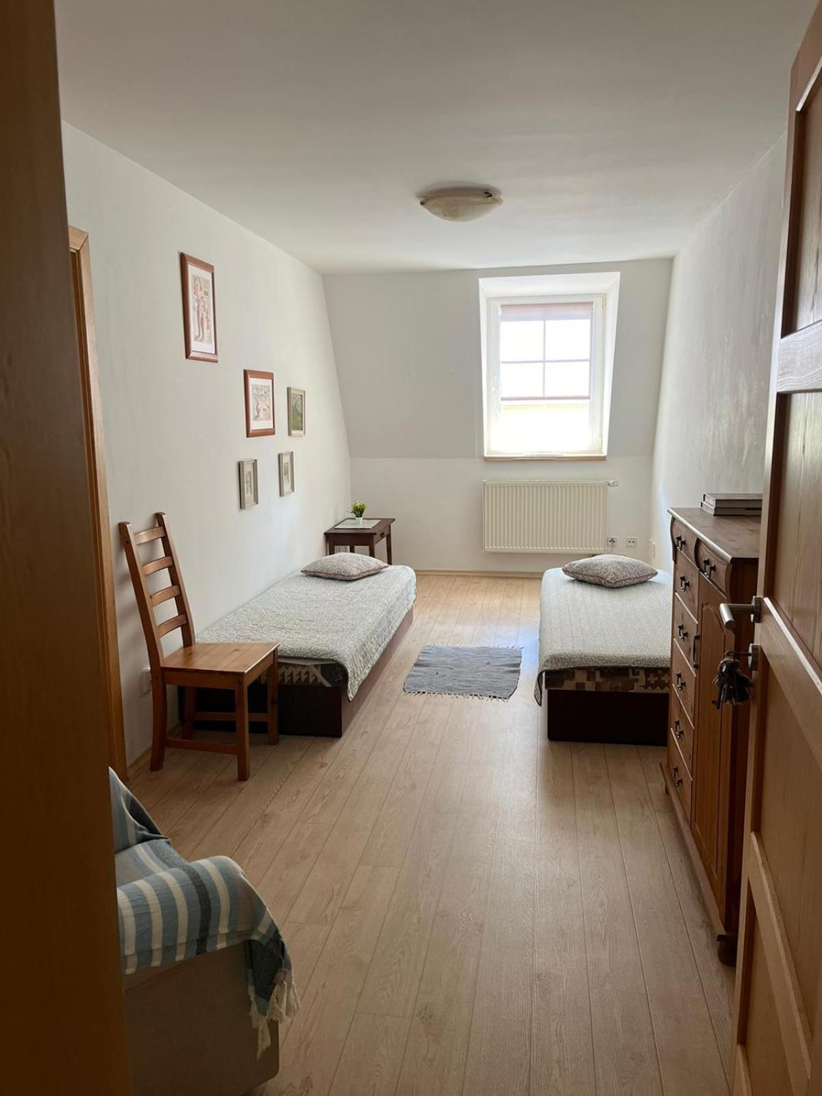 Apartman Pod Klasterem 伦布尔克 外观 照片